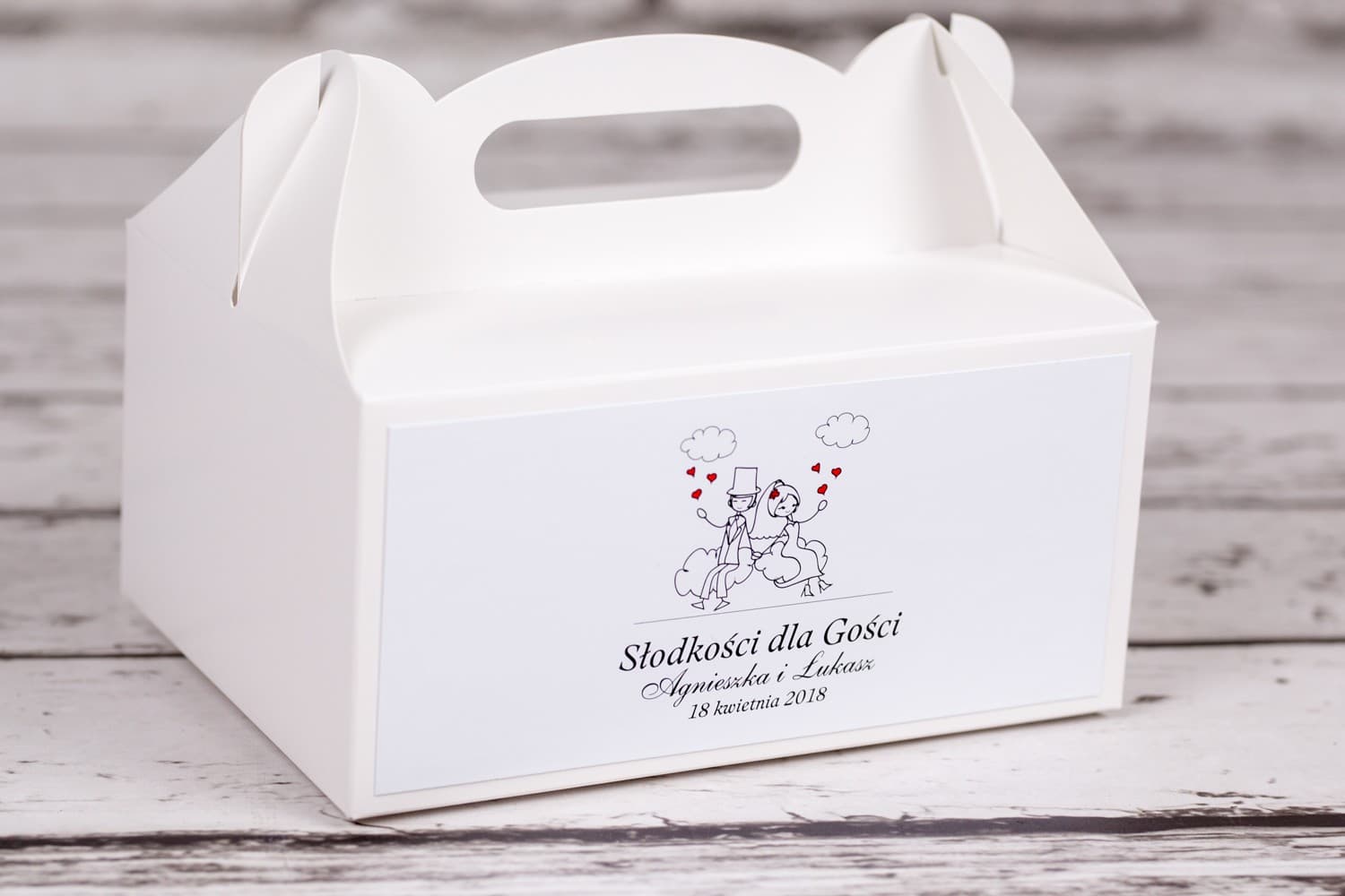 Personalized Wedding Cake Box with Handle | Guest Favor Packaging | Bueno No. 3