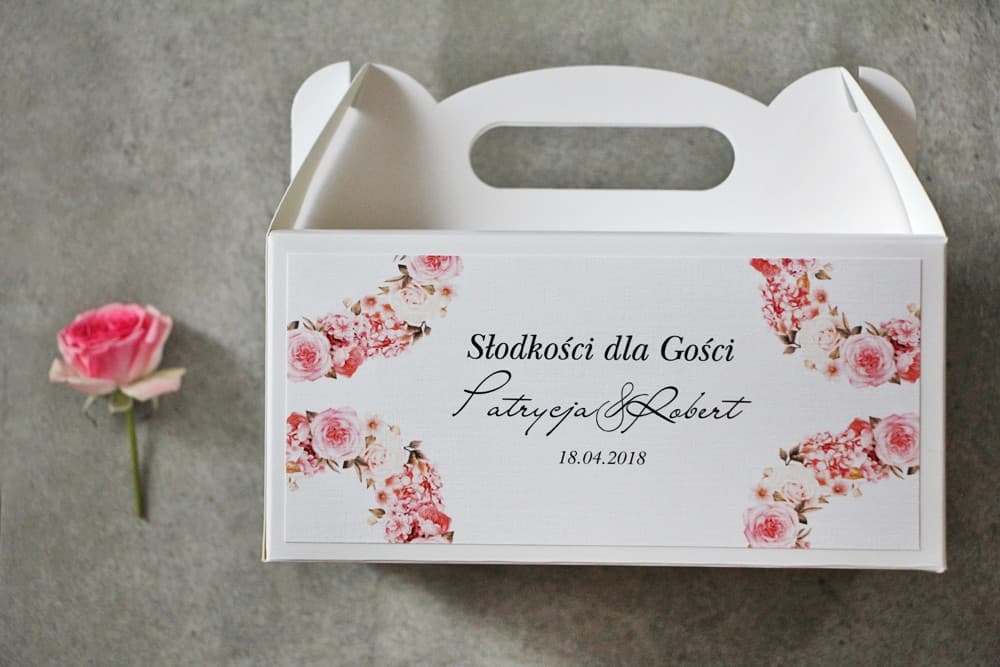 Elegant Cake Boxes with Roses and Hydrangea, Personalised | Wedding Cake Boxes for Guests | Sage Green No. 23