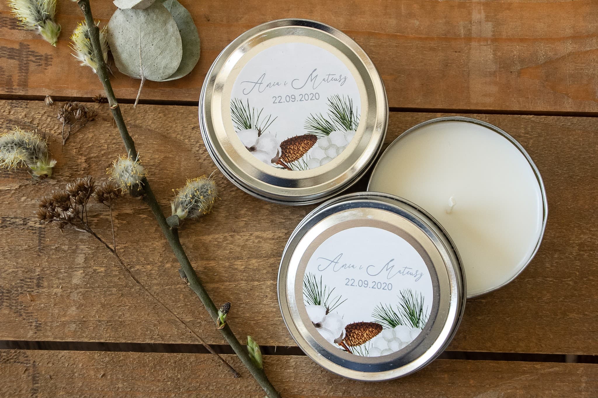 Winter Wedding Favour Candles in Tins | Pine and Cotton Motif | Korani No. 8