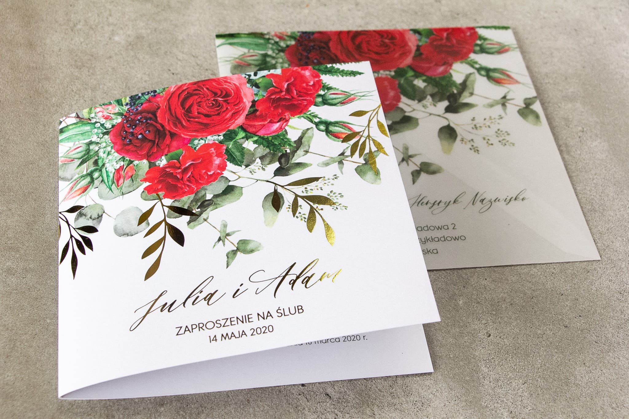 Rubin No. 8 Wedding Invitation Sample – Gilded Design with Burgundy Roses