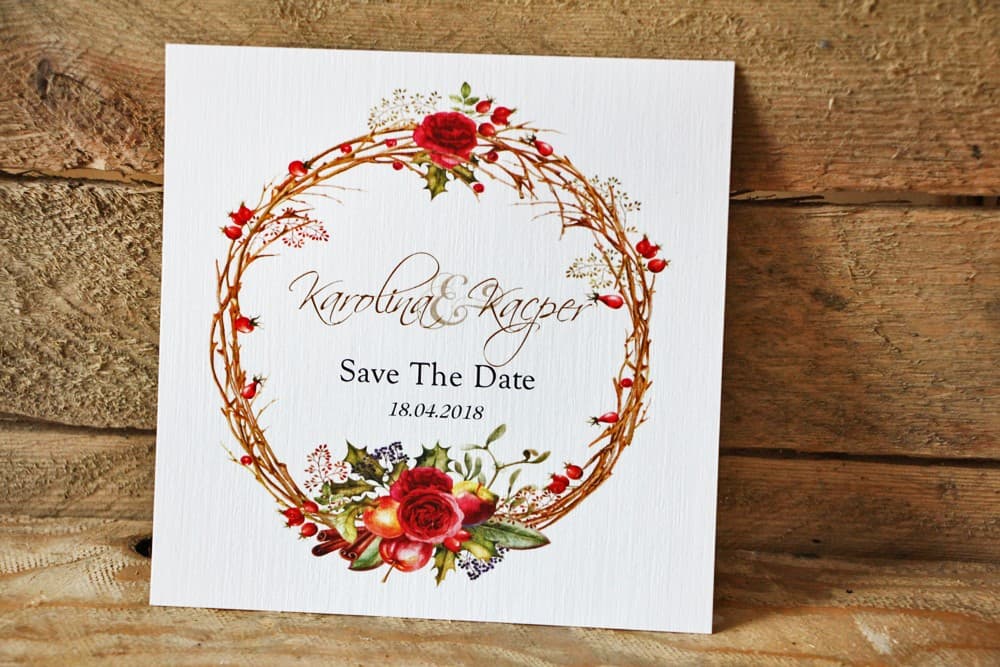 Save the Date de Invierno Navideño, Rosas Rojas y Muérdago | Anuncio de Boda en Acuarela | Acuarela n.º 3