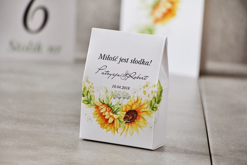 Scatoline con dolci in stile rustico, motivo girasoli | Ringraziamenti per ospiti matrimonio | Pistacjowe n. 13