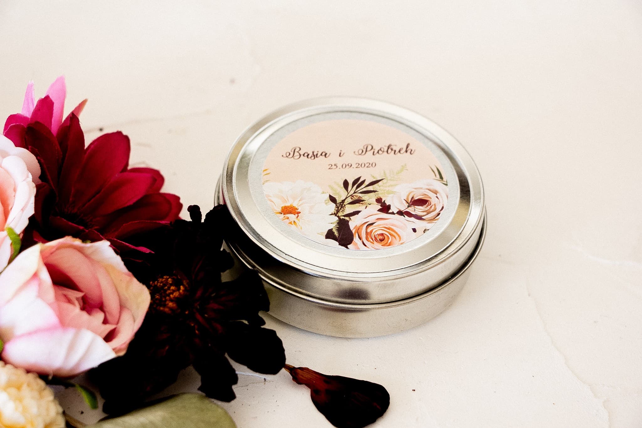 Scented Candle Wedding Favours | Wedding Gifts with Dahlia and Rose Graphics | Korani No. 2