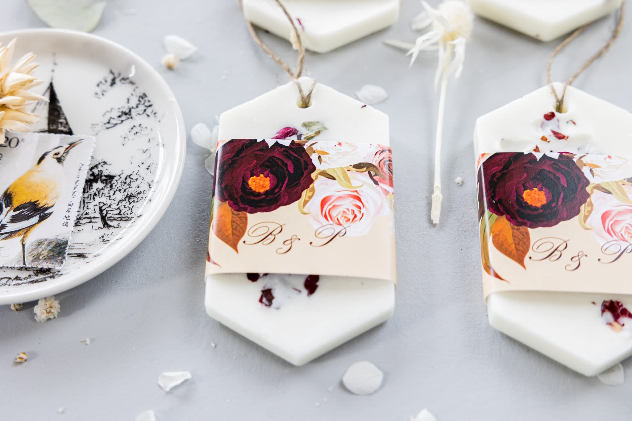 Scented Soy Wax Wedding Favours with Dahlia | Floral Guest Gifts | Korani No. 2 - 3