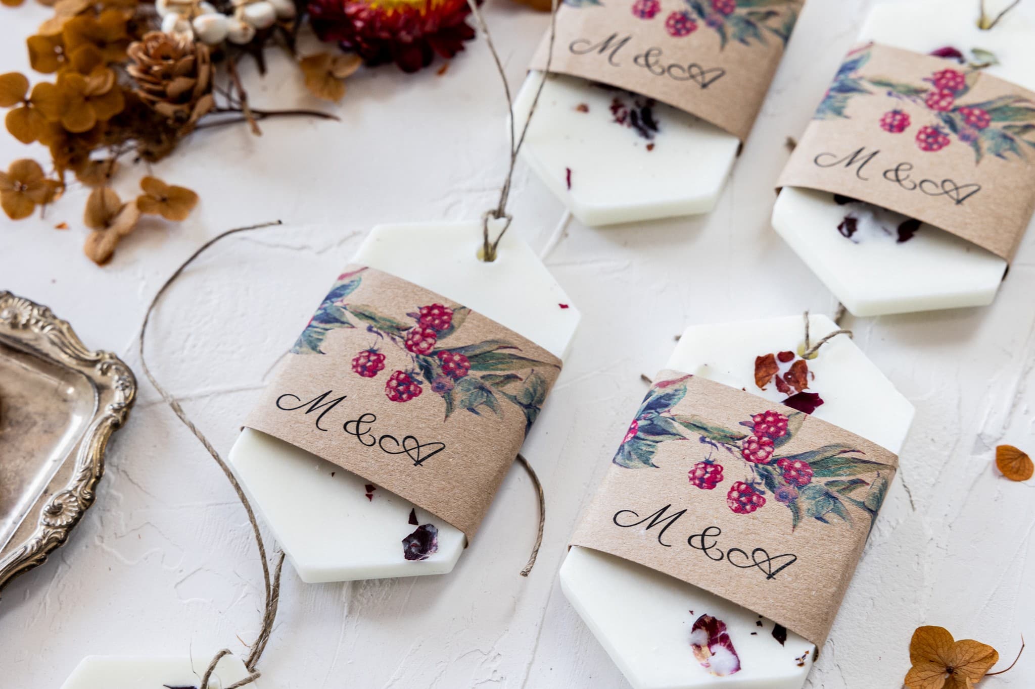 Scented Soy Wax Tablet with Blackberries | Wedding Favours, Wedding Gifts | Forest Fruits No. 1