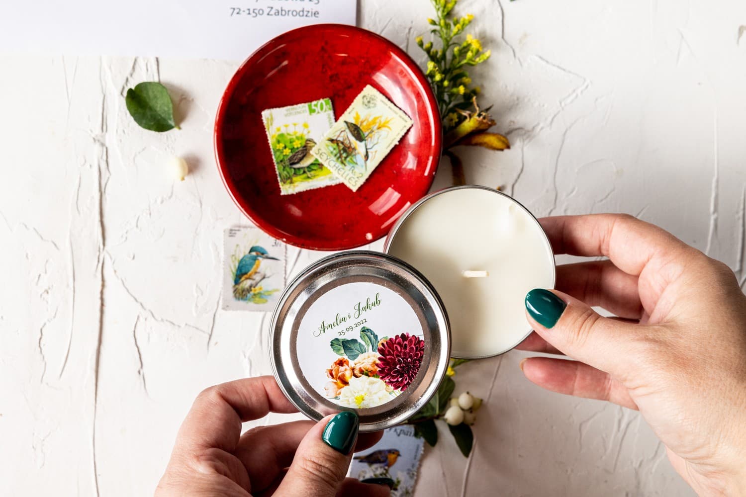 Scented Tin Candle Wedding Favours | Elegant Gifts with Burgundy Dahlia | Korani No. 13 - 3