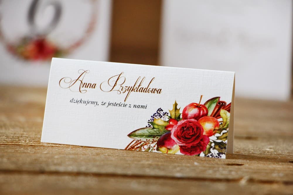 Segnaposti Matrimonio Acquerello n. 3 – Cartellini Invernale con Motivo Rosa e Cannella