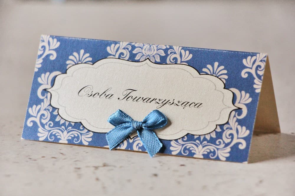 Segnaposti per tavolo matrimonio, nozze - Ornamento n. 2 - Blu con ornamenti, carta perlata con fiocco