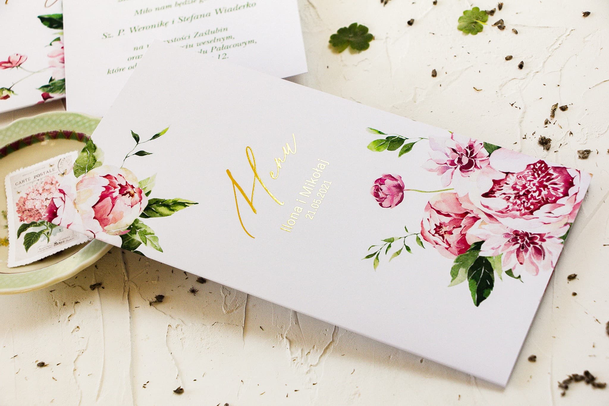 Eleganckie Menu Weselne Złocone z Piwoniami | Karta Menu na Stół Weselny | Serenity nr 3