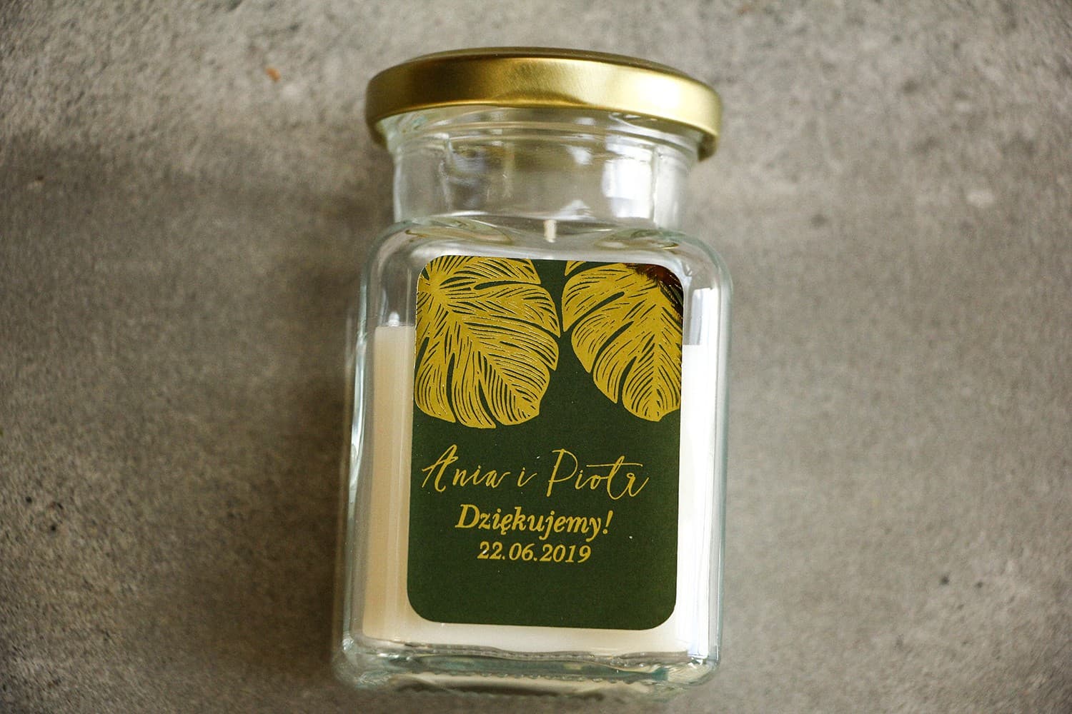 Szafir No. 1 Soy Candle – Wedding Favour with Golden Monstera Motif