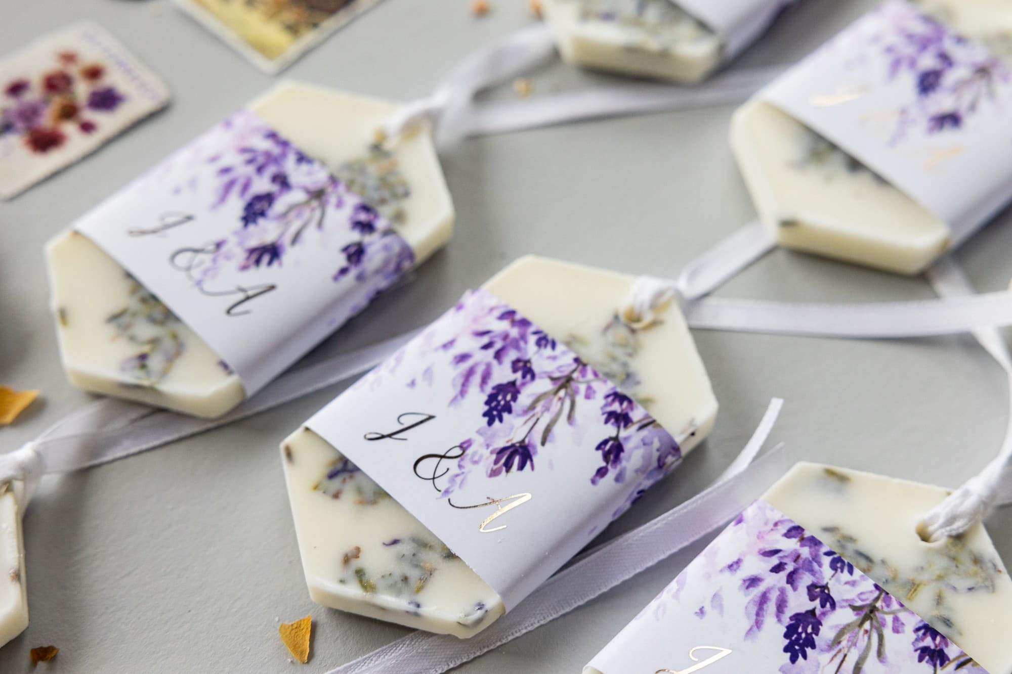 Scented Soy Wax Tablet Wedding Favours with Purple Heather and Foiling - Rubin No. 5