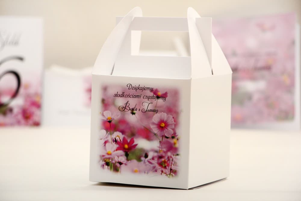 Personalized Wedding Cake Box with Purple Wildflowers | Guest Cake Packaging | Elegant No. 5