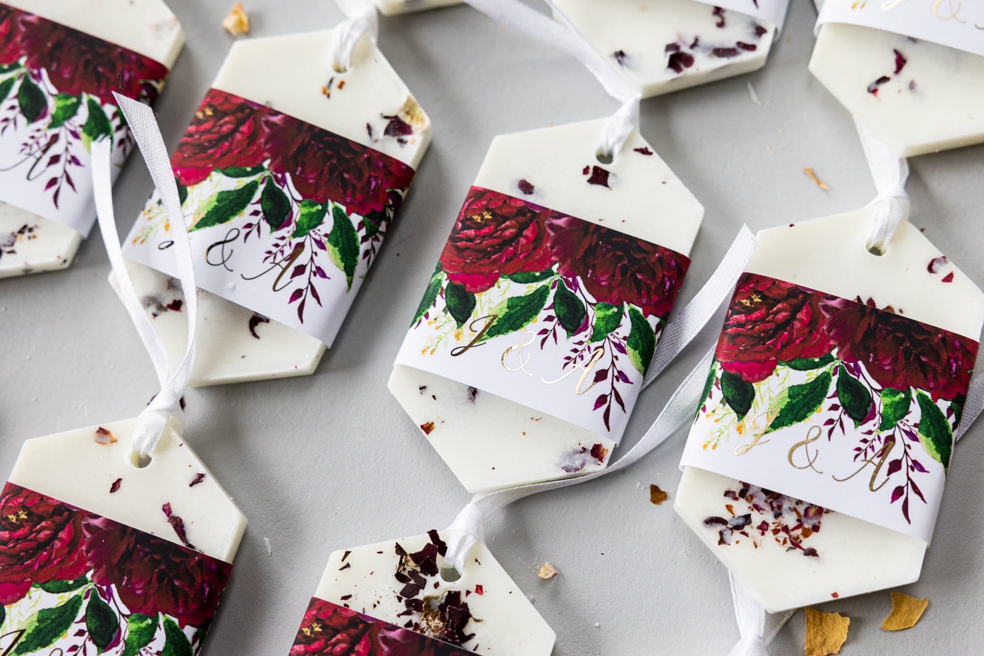 Cadeau invités mariage suspension soja parfumée avec étiquette personnalisée