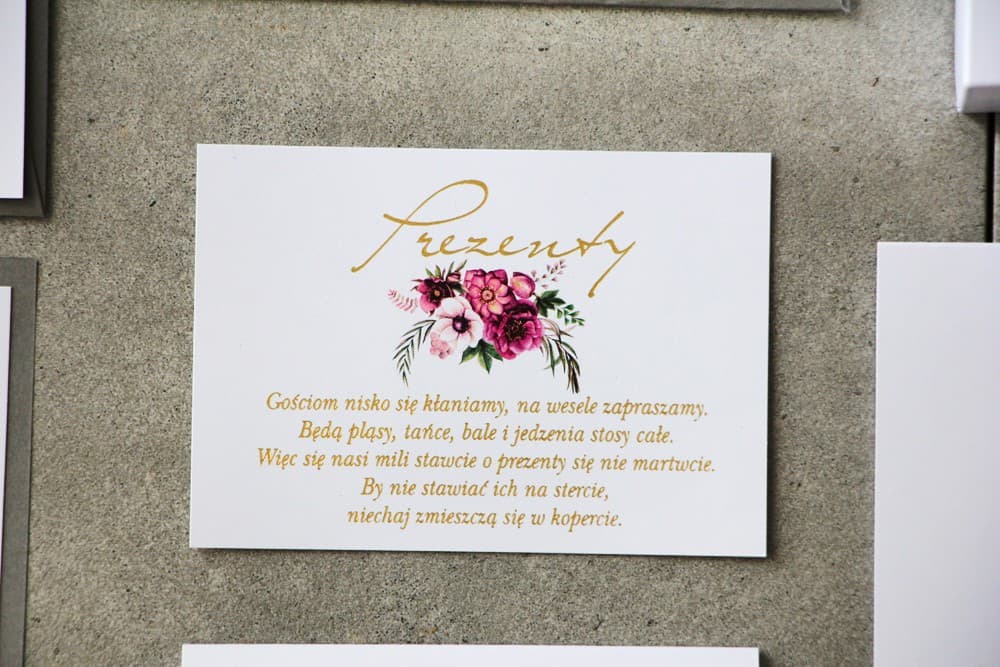 Elegantes Tarjetas para Invitaciones con Pan de Oro Flores Violetas | Encartes de Boda, Tarjetas RSVP | Cykade n.º 5
