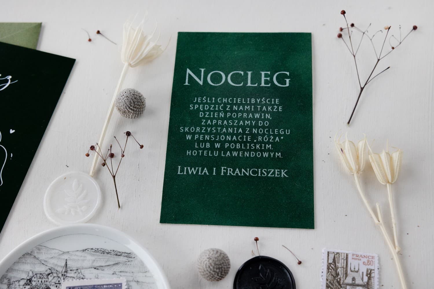 Tarjetas de Terciopelo Verde Botella | Etiquetas Elegantes para Regalos | Magnolia n.º 2