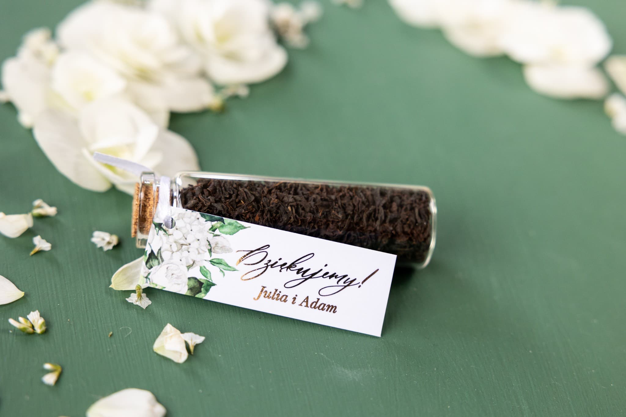 Wedding Favour Tea Bottle with Gold Foiling and White Peonies Rubin 11