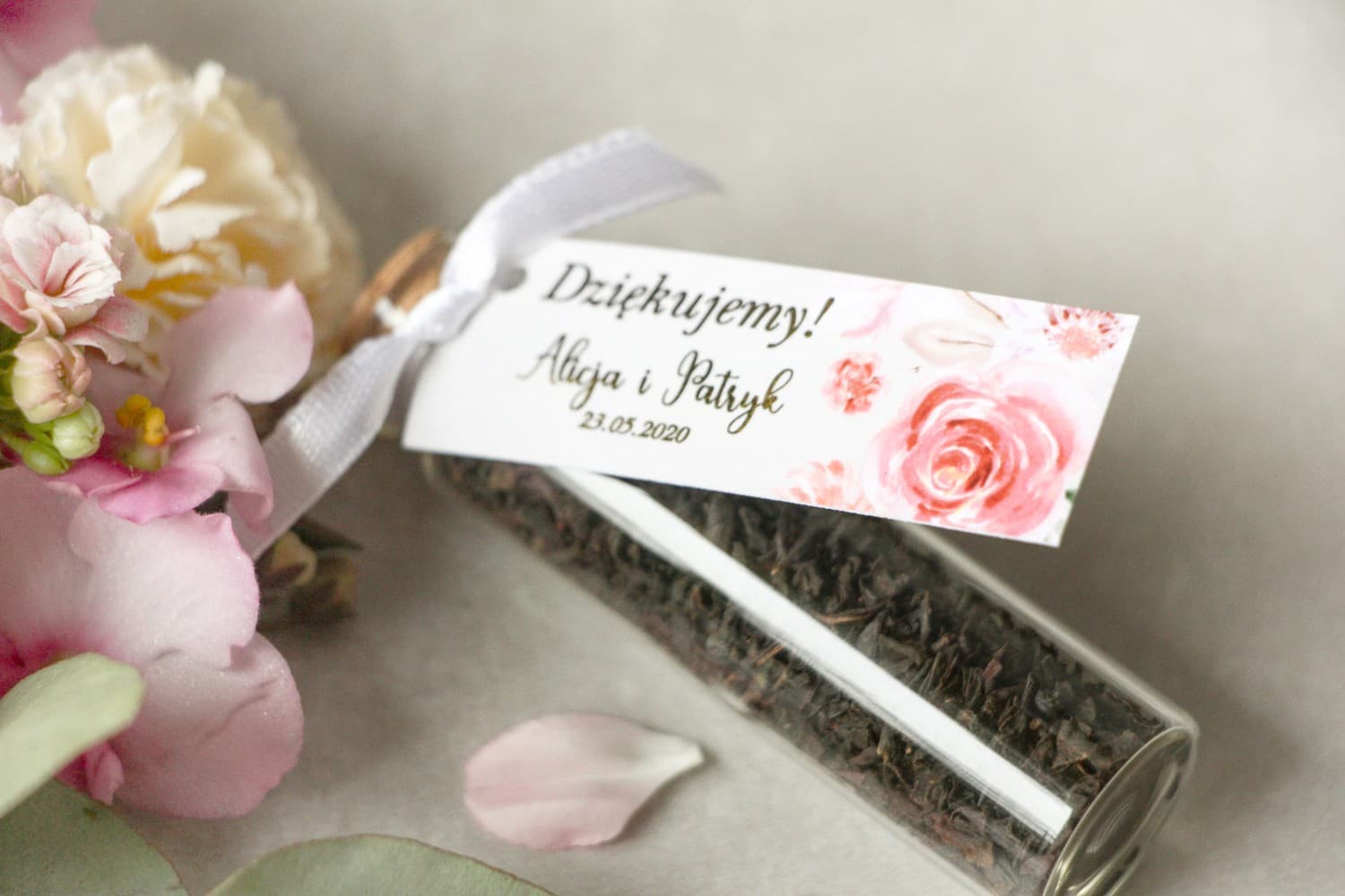 Wedding Favours Tea Bottle with Gold Foil Rose Label | Lotus No. 1