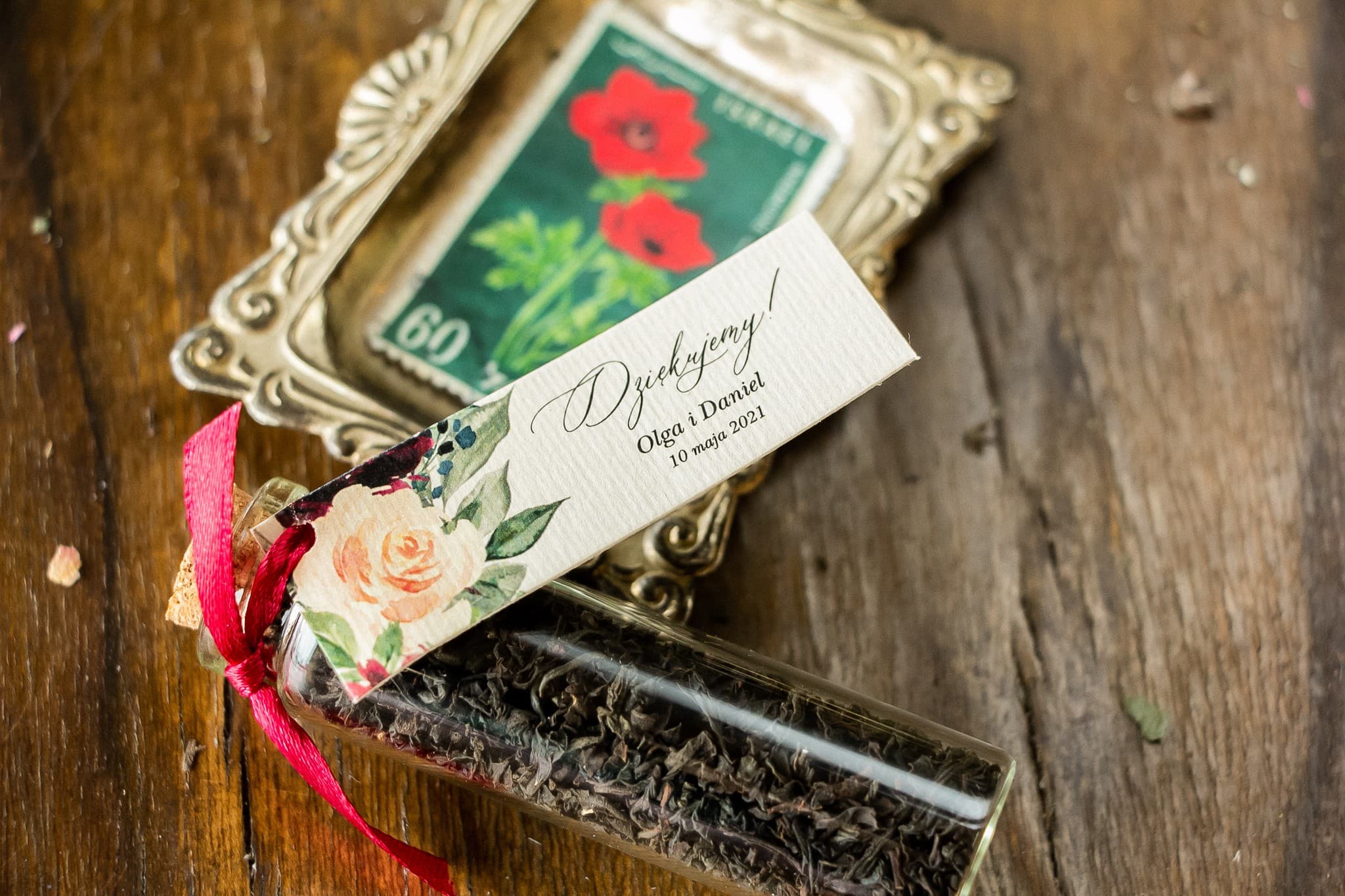 Tea Wedding Favours in a Vial with Pink Rose Motif | Topaz No. 3