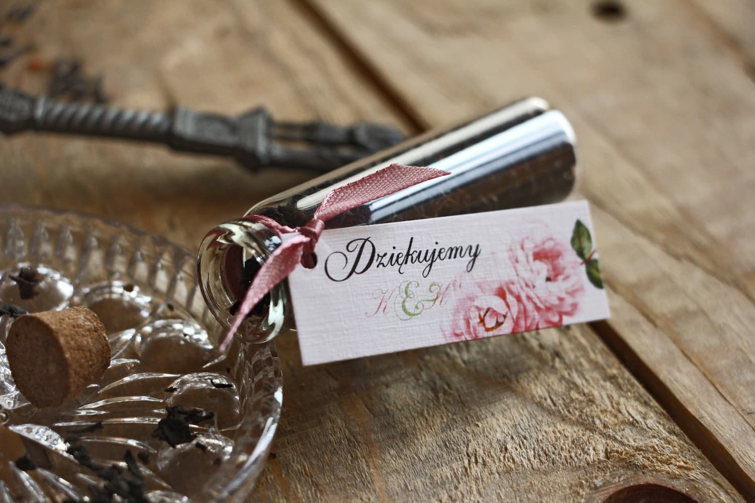 Tea Vial Wedding Favours with Rose | Unique Wedding Gifts | Watercolours No. 19