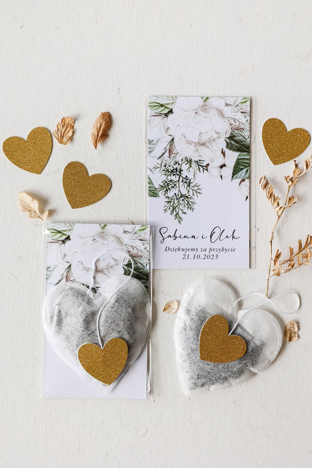 Remerciements invités thé en forme de cœur avec fleurs bordeaux - Rubin n° 6