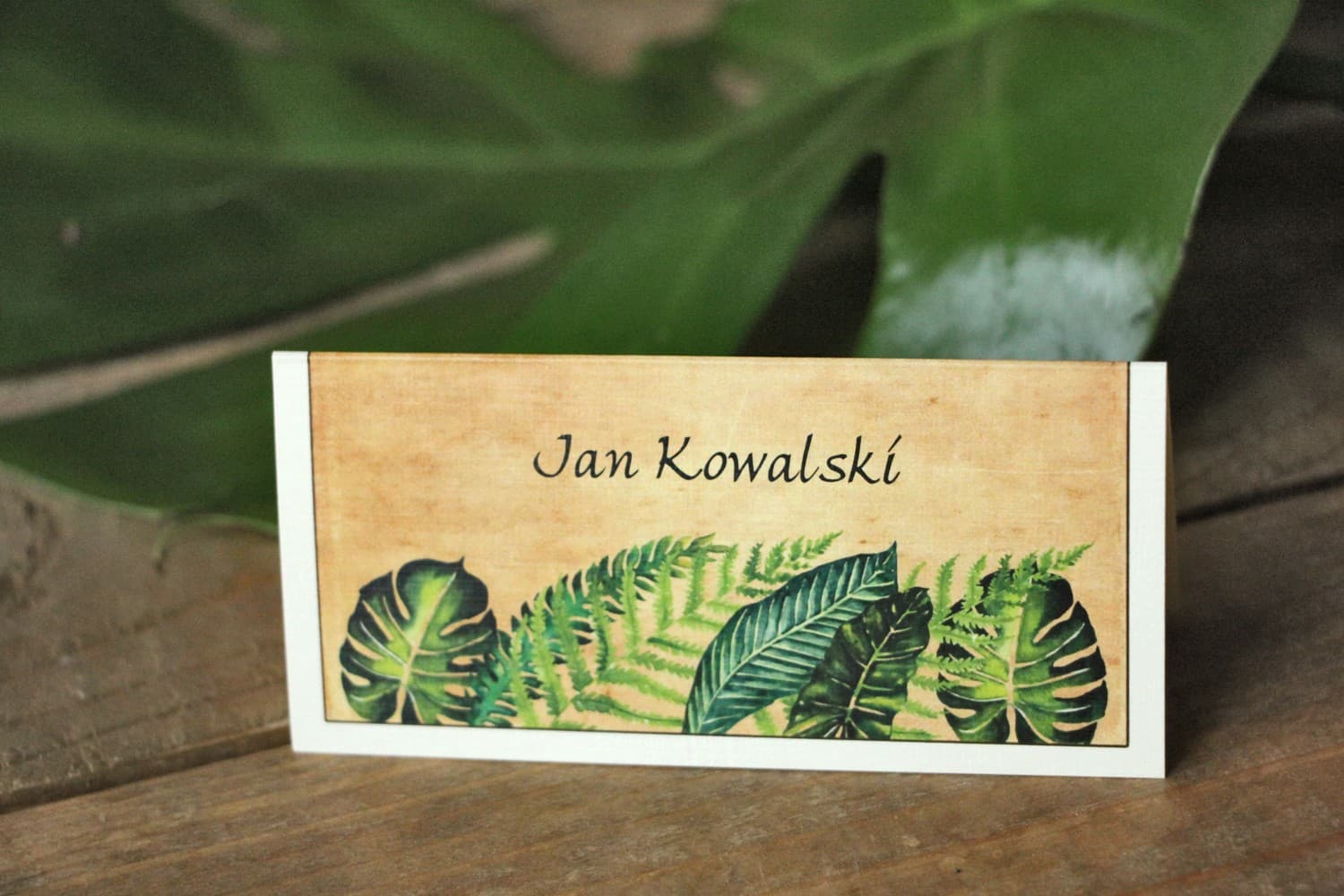 Hochzeits-Tischkarten Karmelowe Nr. 5 – Namenskarten mit Farn-Motiv