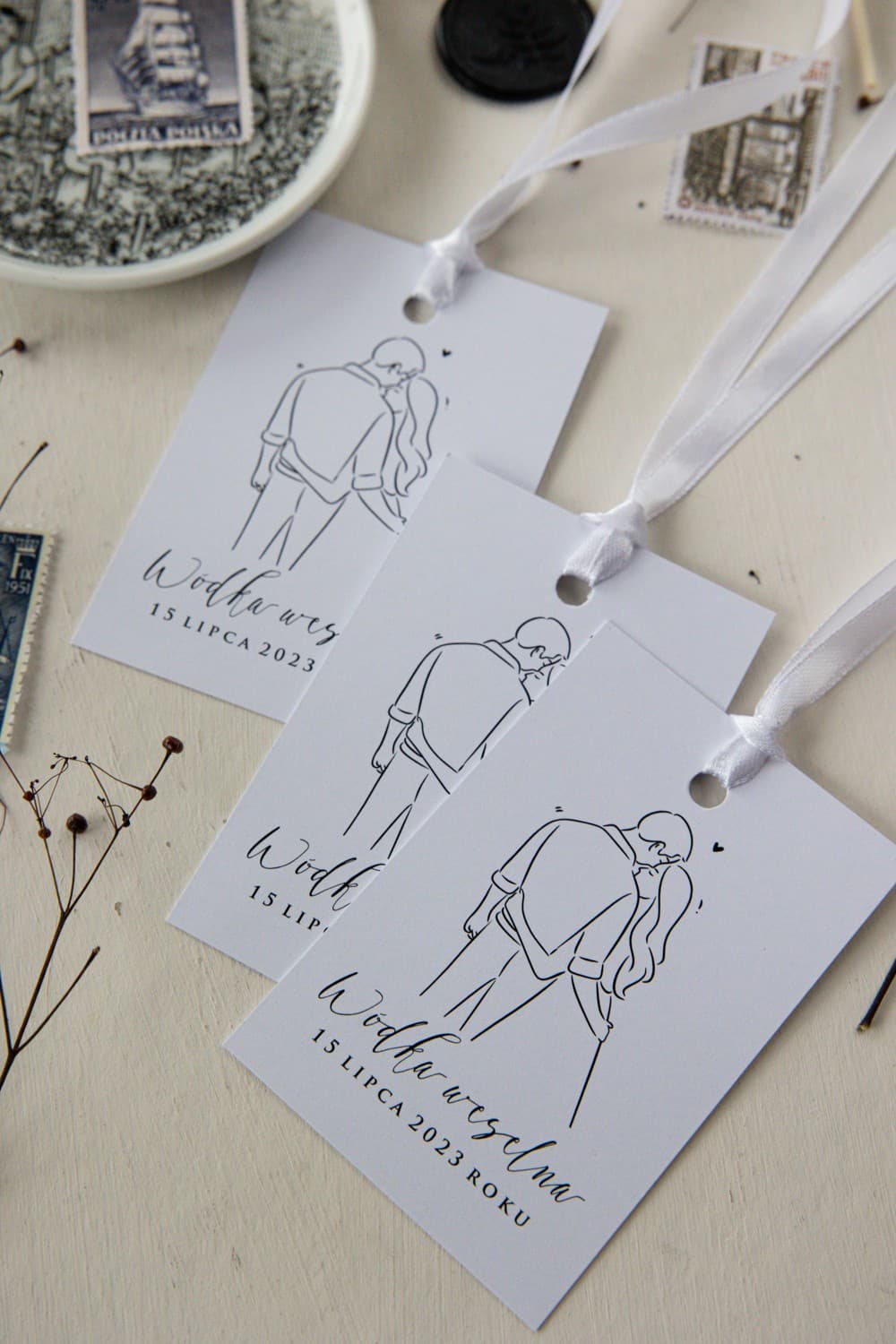 Elegant Wedding Bottle Tags with Bride & Groom Illustration | Personalized Alcohol Labels | Magnolia No. 1