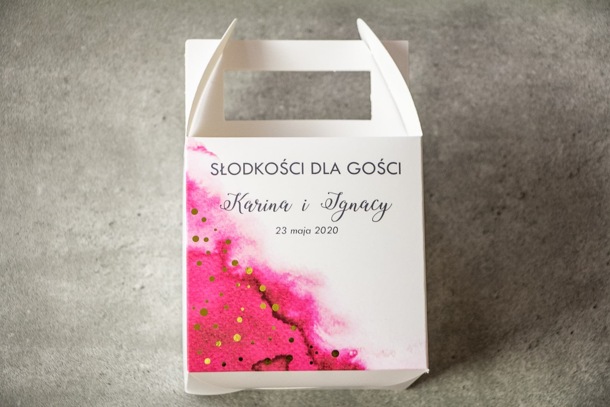 Pink Wedding Cake Box with Gold-style Dots | Elegant Guest Packaging | Bakarto No. 3