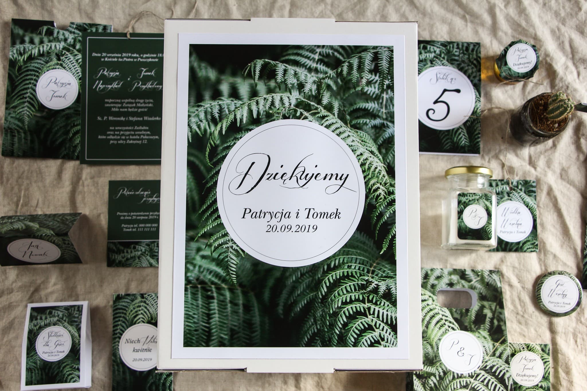 Personalised Wedding Card Post Box with Fern Leaves | Botanical Wedding Envelope Box | Botanik No. 1