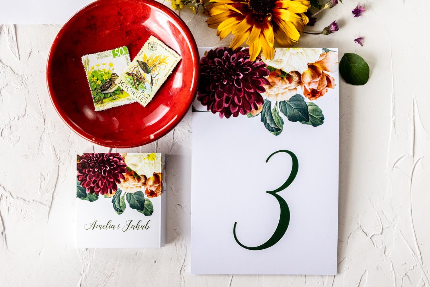 Wedding Chocolates with Dahlias | Personalized Wedding Favours | Korani No. 13 - 3