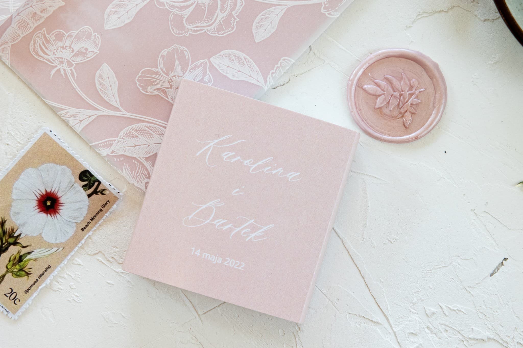 Powder Pink Wedding Chocolates | Personalized Wedding Favours | Nefryt No. 1