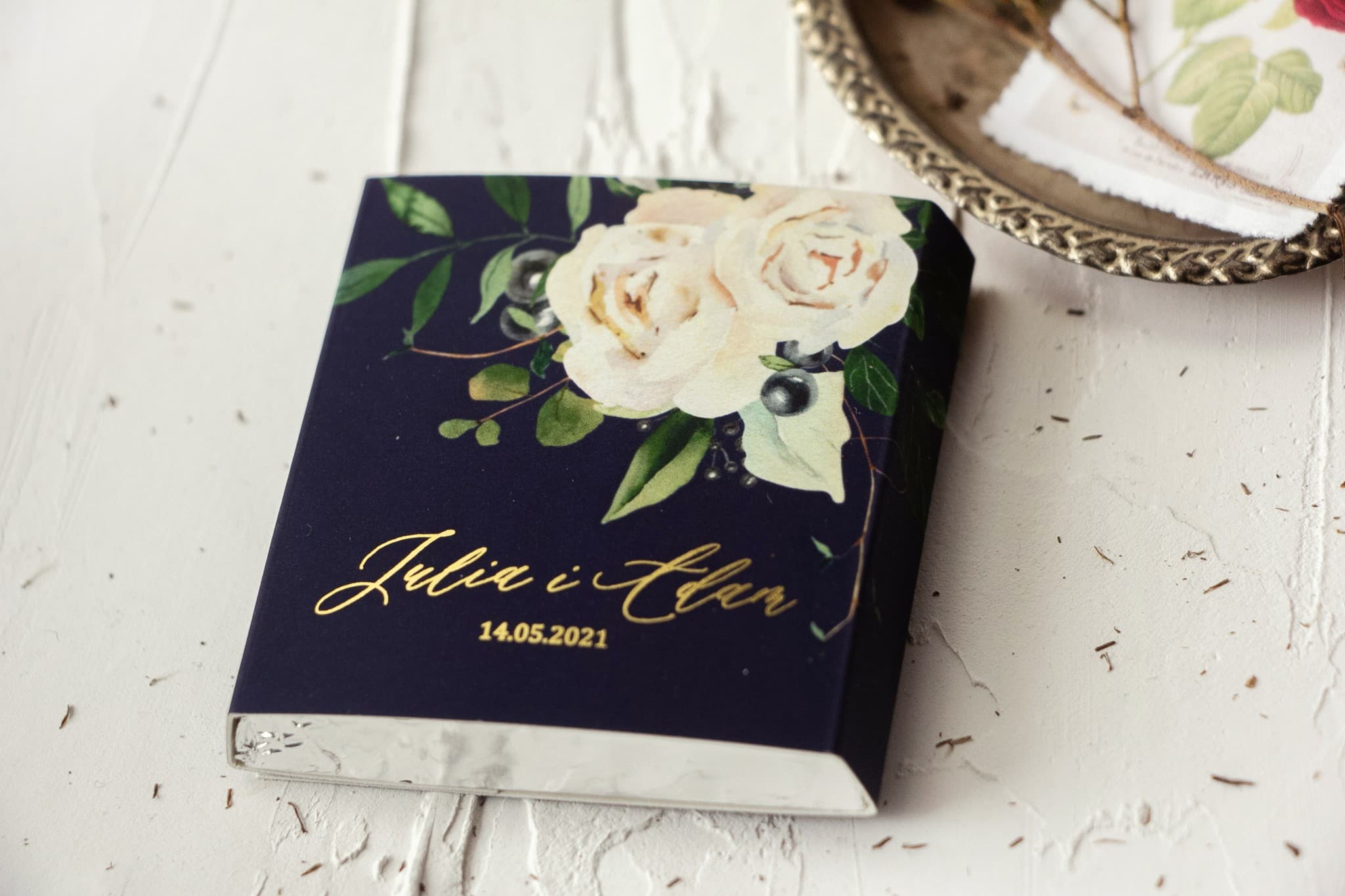 Elegant Wedding Chocolates, Gilded Wedding Favours, Navy Blue Floral | Szafirowe Design 7
