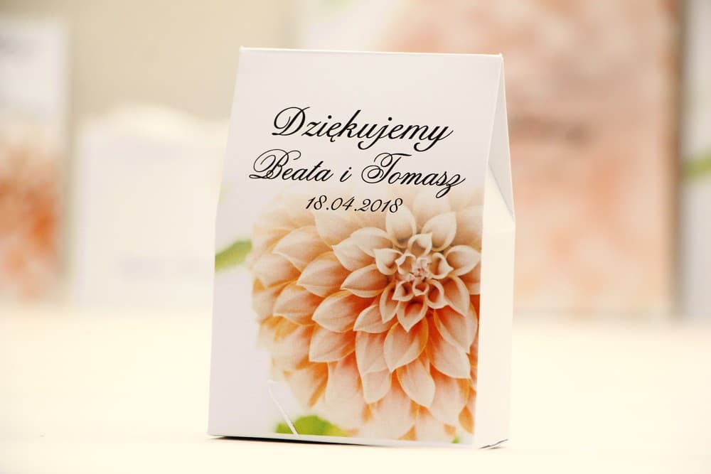Salmon Dahlia Favour Box with Sweets | Wedding Favour Boxes | Elegant No. 9