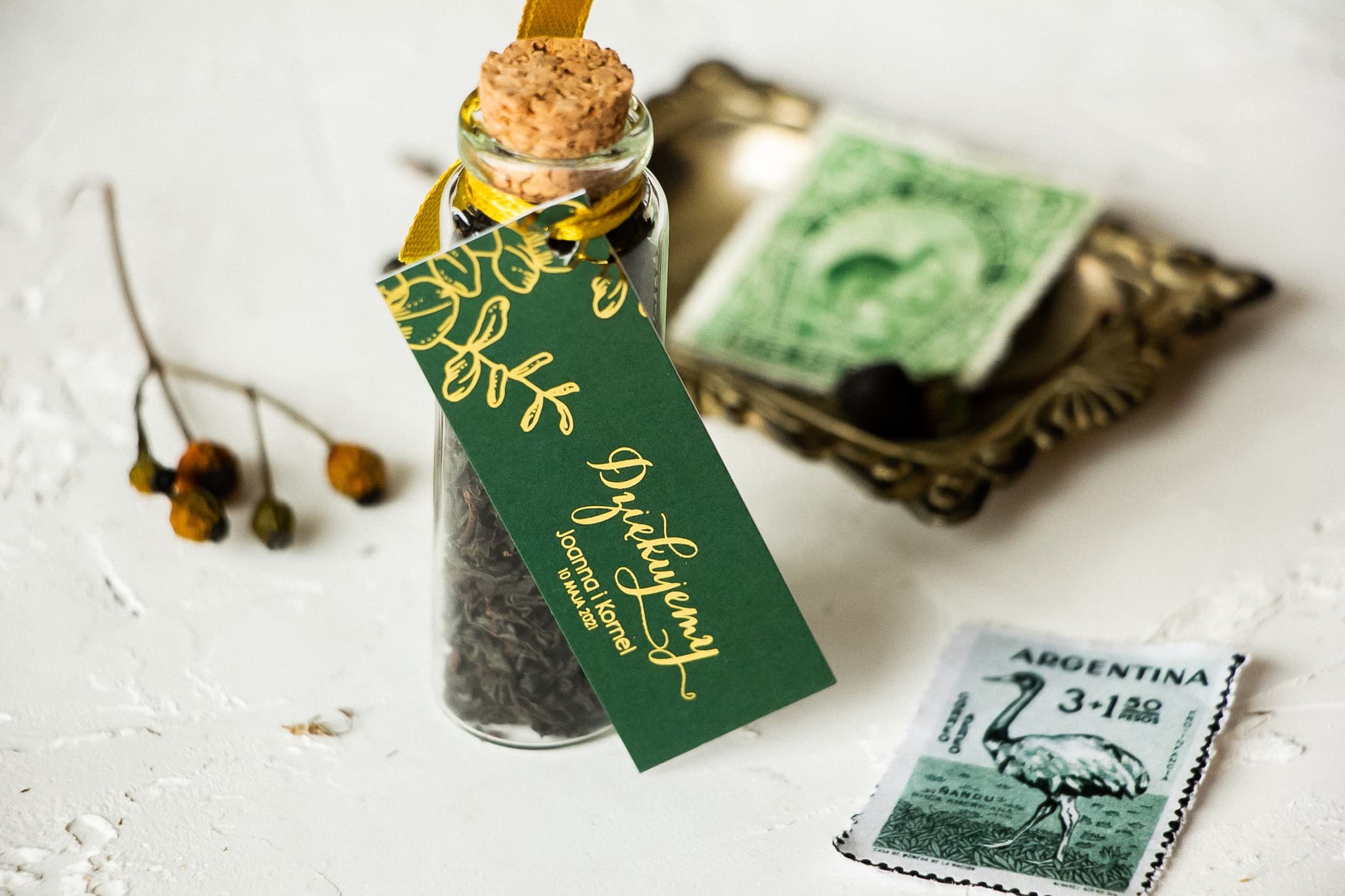 Wedding Favour Tea in Sage Green Bottle with Gold Foiling | Design No. 2
