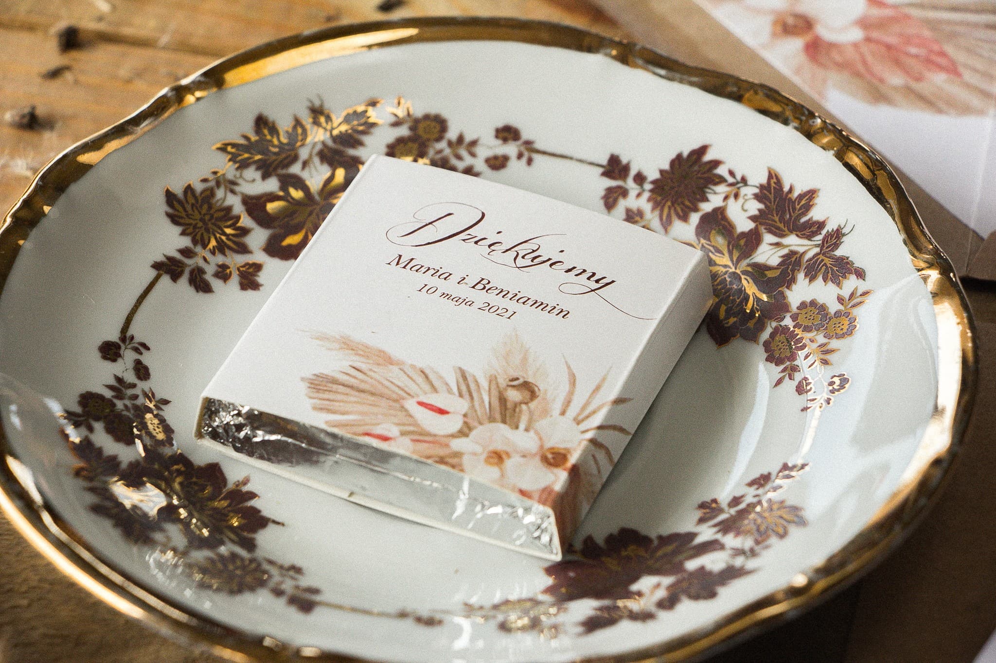 Elegant Wedding Chocolates with Pampas Grass | Wedding Favours | Indygo No. 6