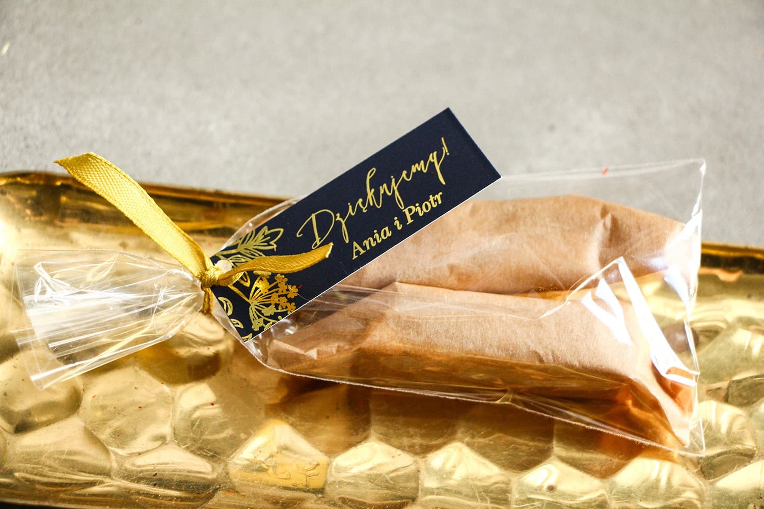 Elegant Navy & Gold Wedding Favour Fudge | Personalized Sweet Guest Gifts | Szafir No. 2