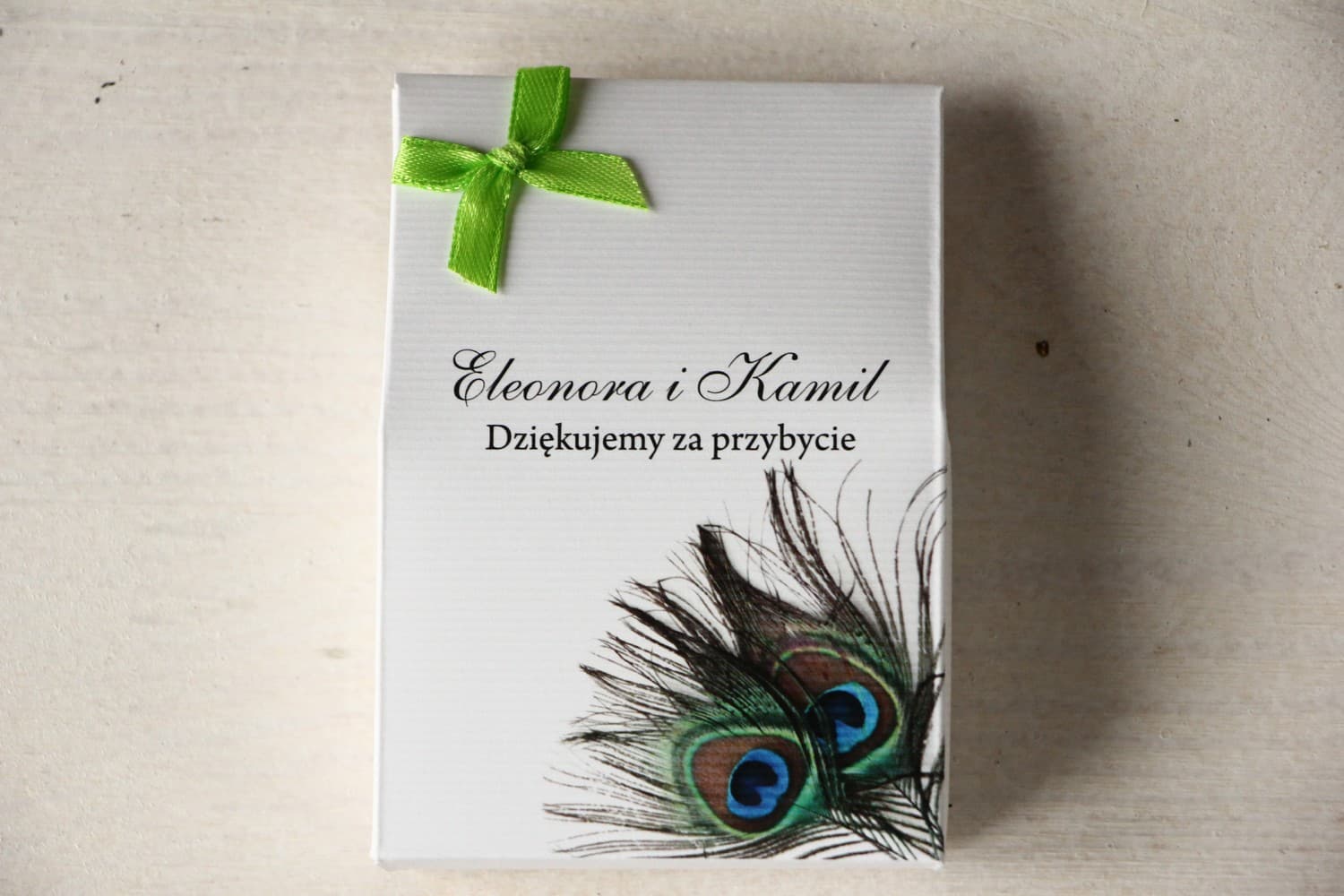 Peacock Feather Wedding Favour Boxes | Personalized Treat Boxes | Magnet No. 1