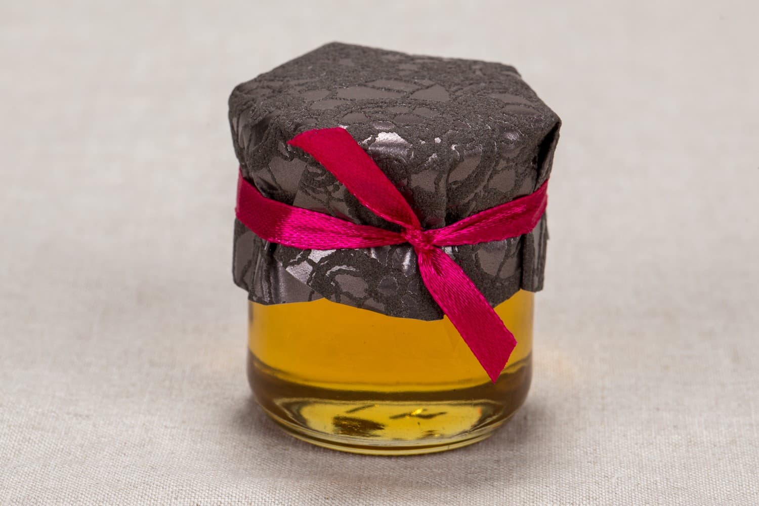 Natural Honey Jar Klaris No. 2 – Sweet Wedding Favour with Brown Lace