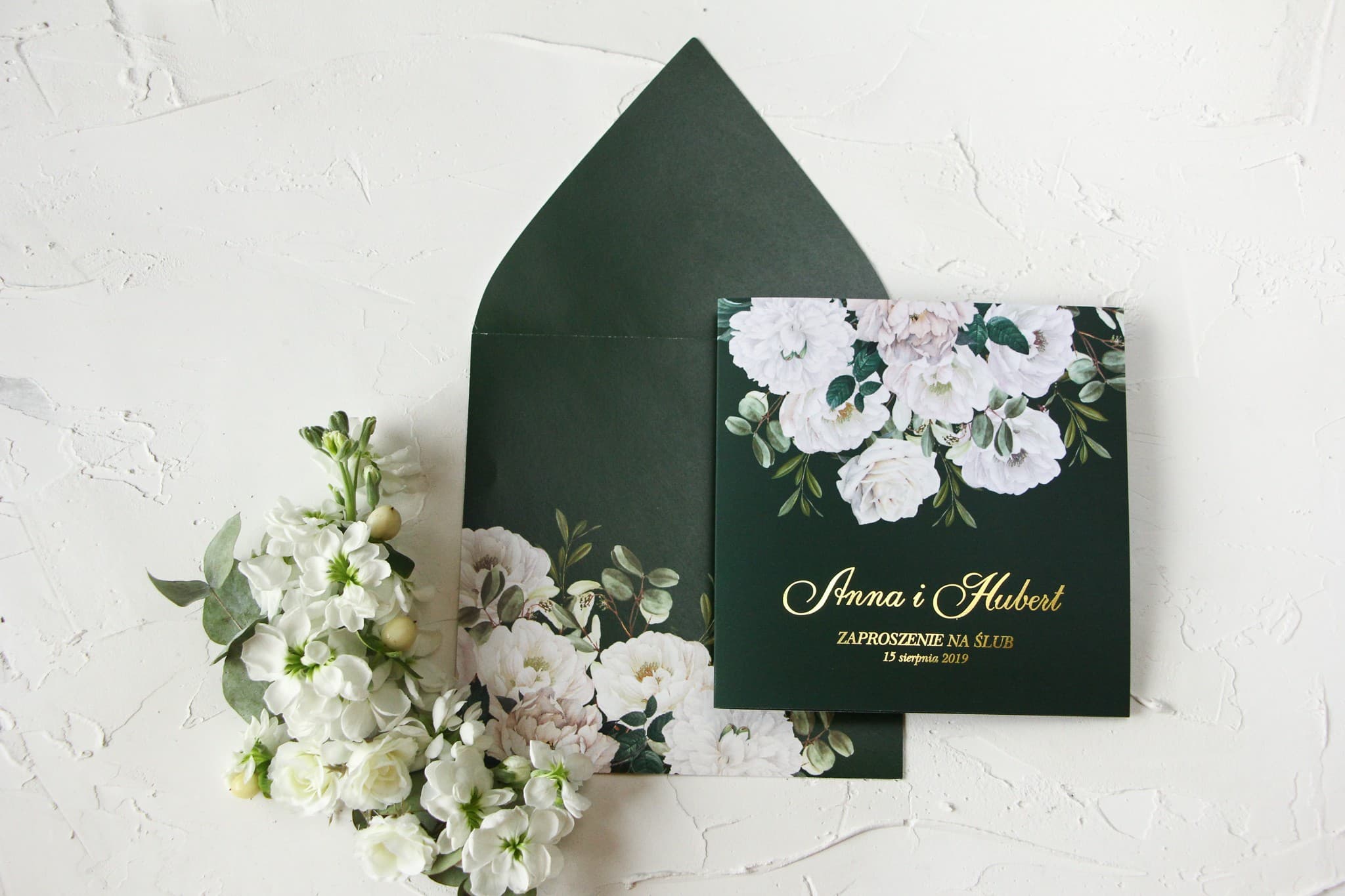 Navy Blue Gilded Wedding Invitation Sample with White Flowers | Elegant Invitation Samples | Szafirowe No. 3