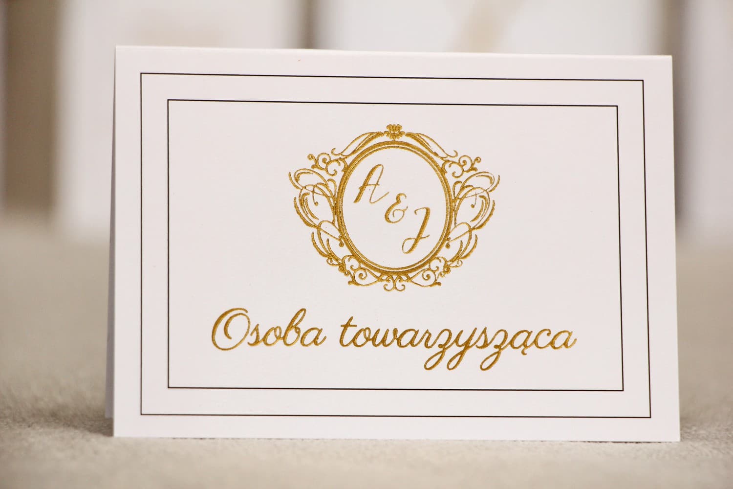Sonata No. 9 Wedding Place Cards – Gold Foiled Glamour Table Cards