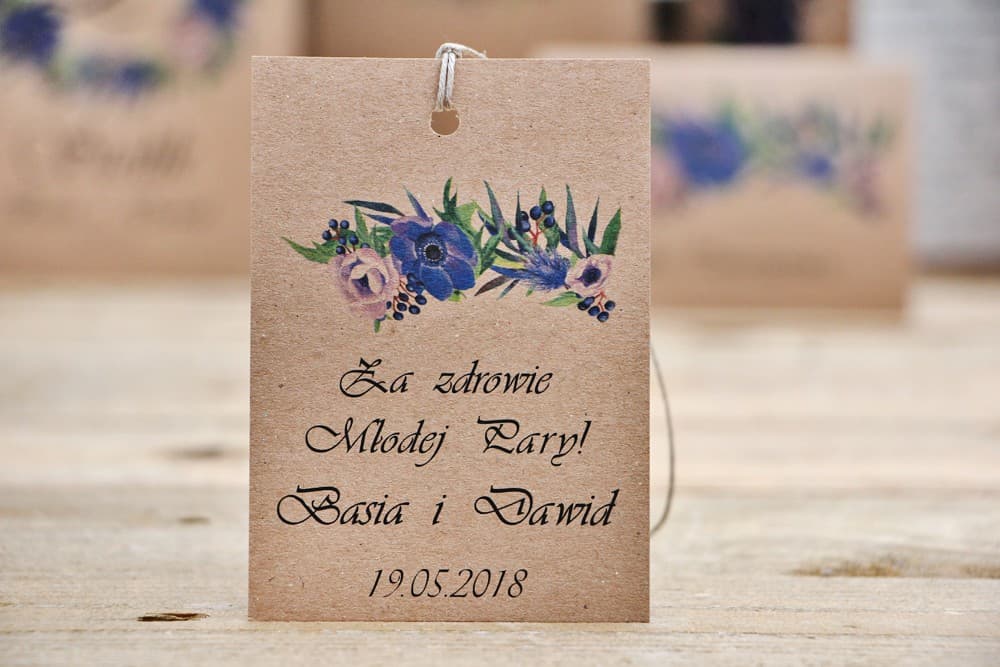 Eco Wedding Favor Tags with Anemones and Elderberry | Personalized Bottle Tags with Jute Twine | Wild Berries No. 4