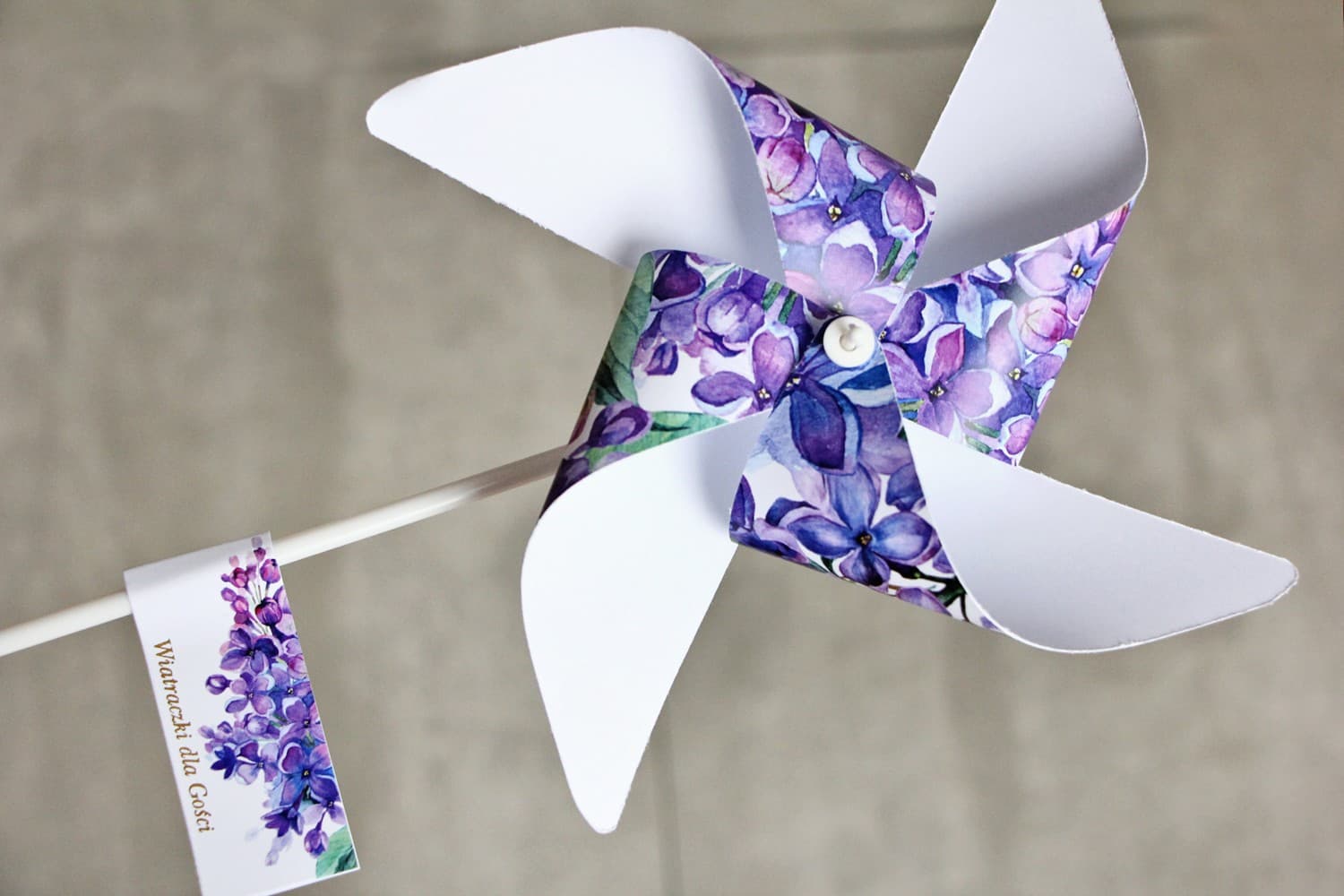 Windräder zur Hochzeit mit Fliedermotiv | Originelle Gastgeschenke für Hochzeitsgäste | Sorento Nr. 11