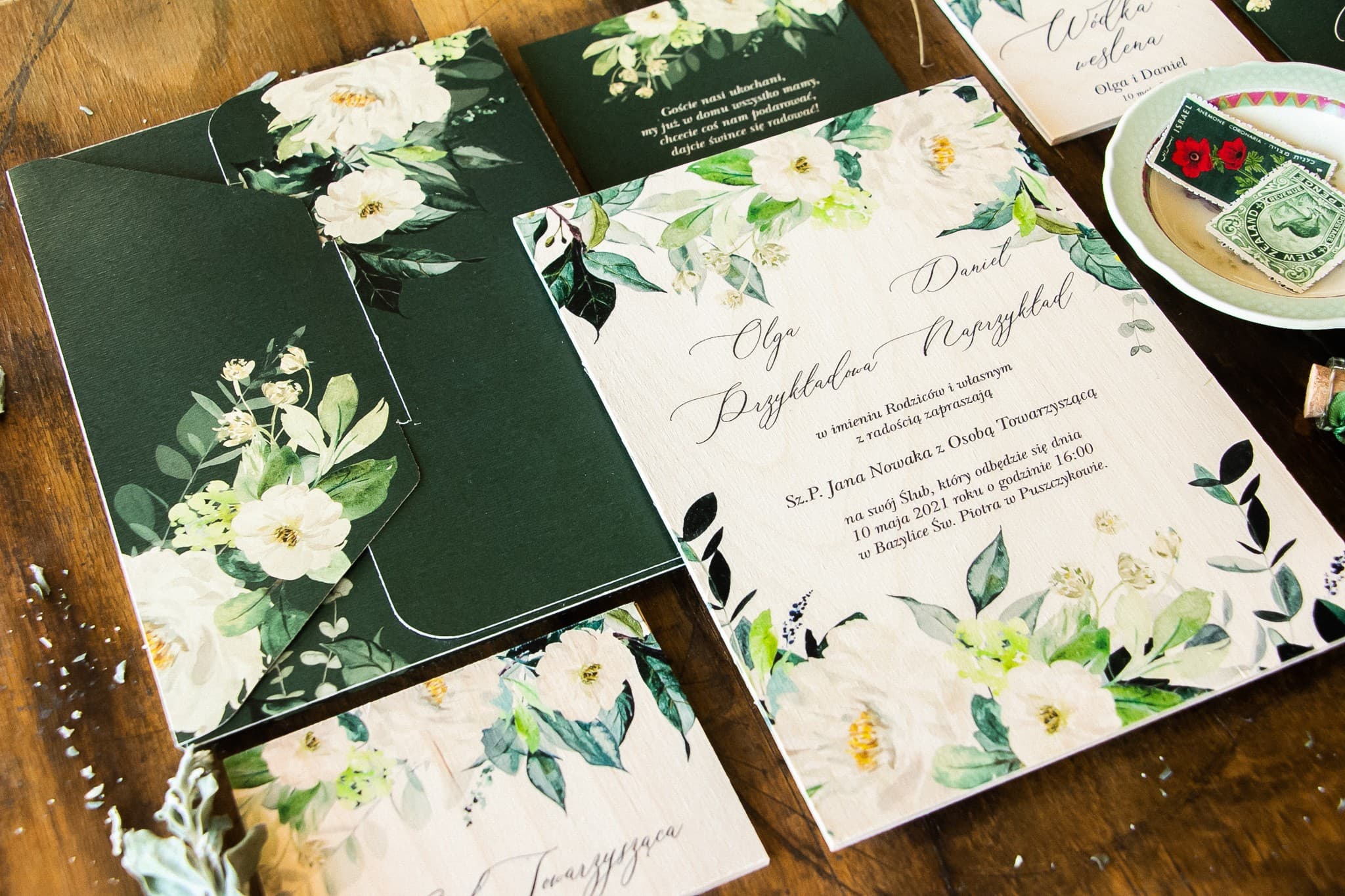 Rustic Wooden Wedding Invitations with White Flowers and Sage Green Pocket – Topaz No. 2