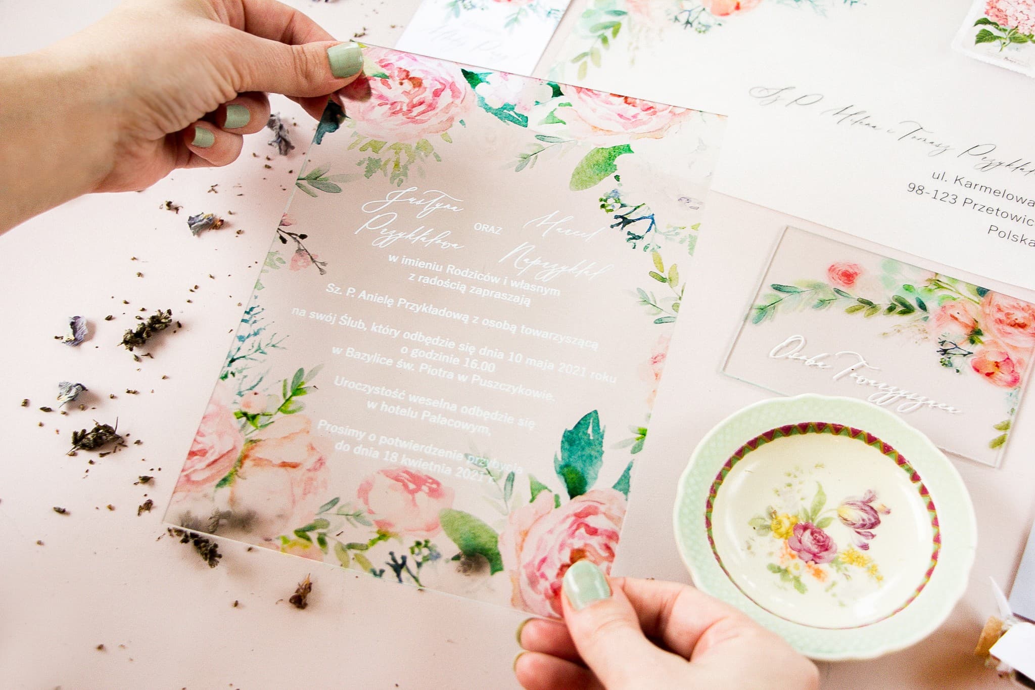 Zaproszenia ślubne na szkle Soft nr 1 różowe piwonie Amelia Wedding