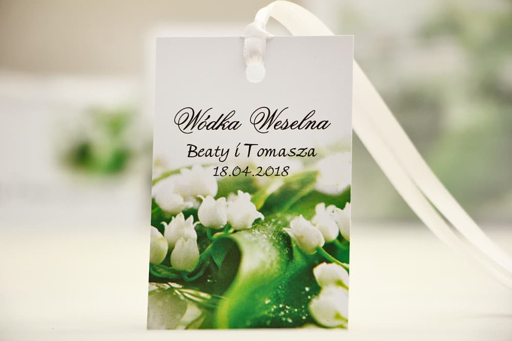Zawieszki na wódkę z konwaliami, personalizowany tekst | Eleganckie zawieszki na alkohol weselny | Elegant nr 3