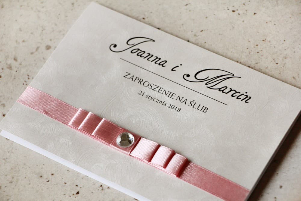 Zaproszenia ślubne glamour z cyrkonią i potrójną kokardką na papierze perłowym – Amaretto nr 5 - 3