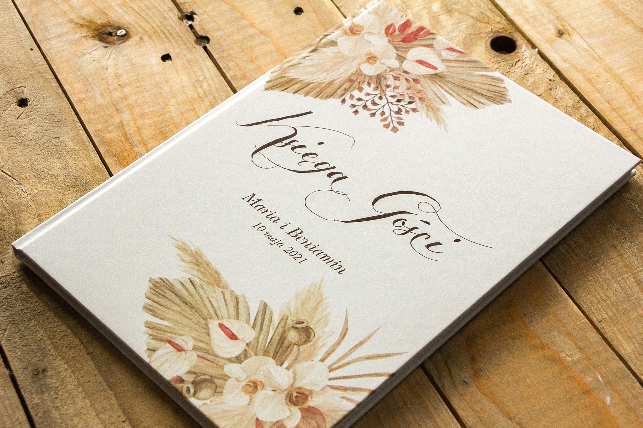 Księga Gości w Pastelowe Kwiaty Beż Róż | Personalizowana Księga Gości Weselnych A4 | Indygo Nr 6 - 2