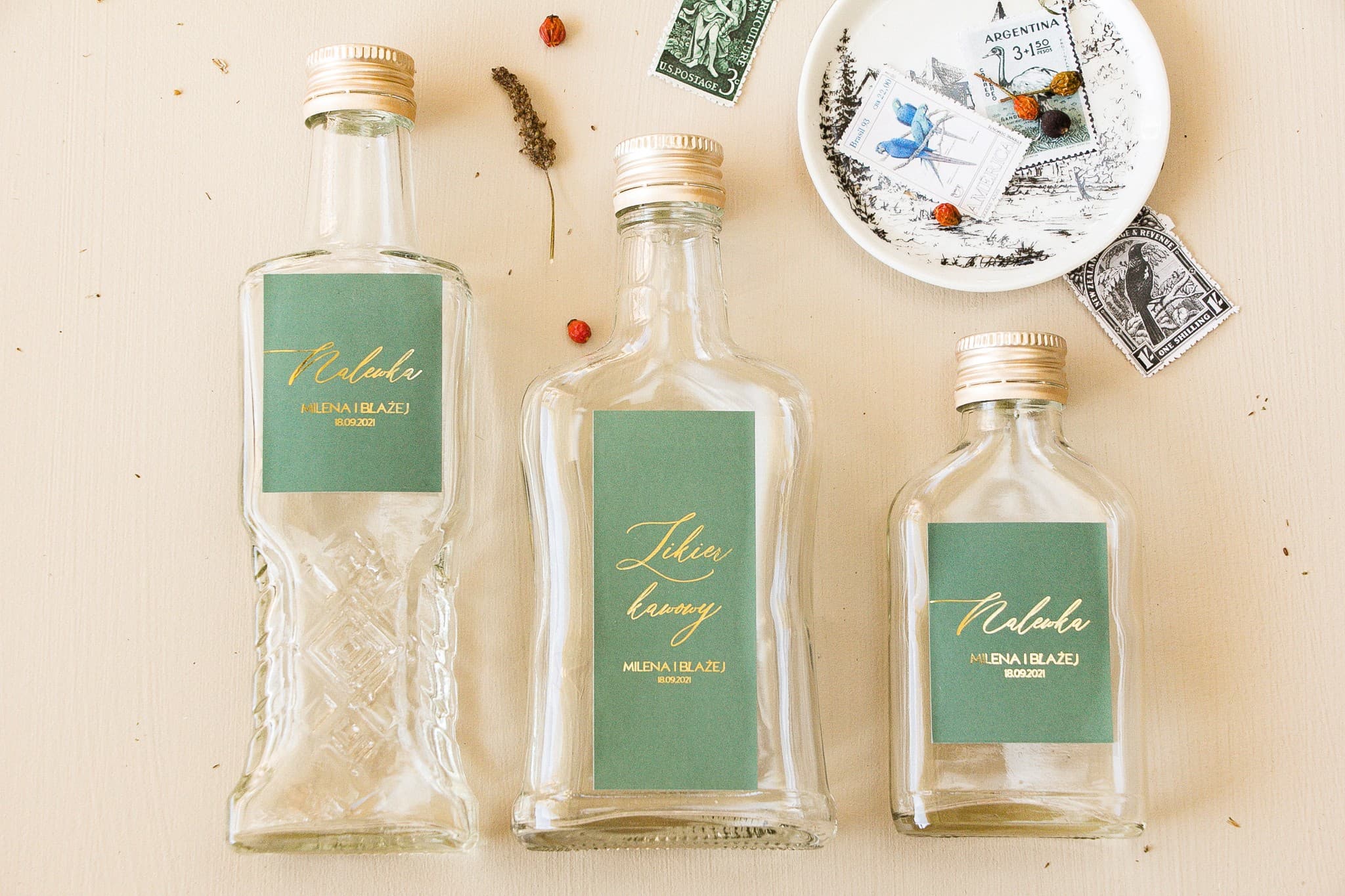 Gastgeschenke Likörflaschen in elegantem Grün mit Goldprägung Sand Nr. 3 - 2