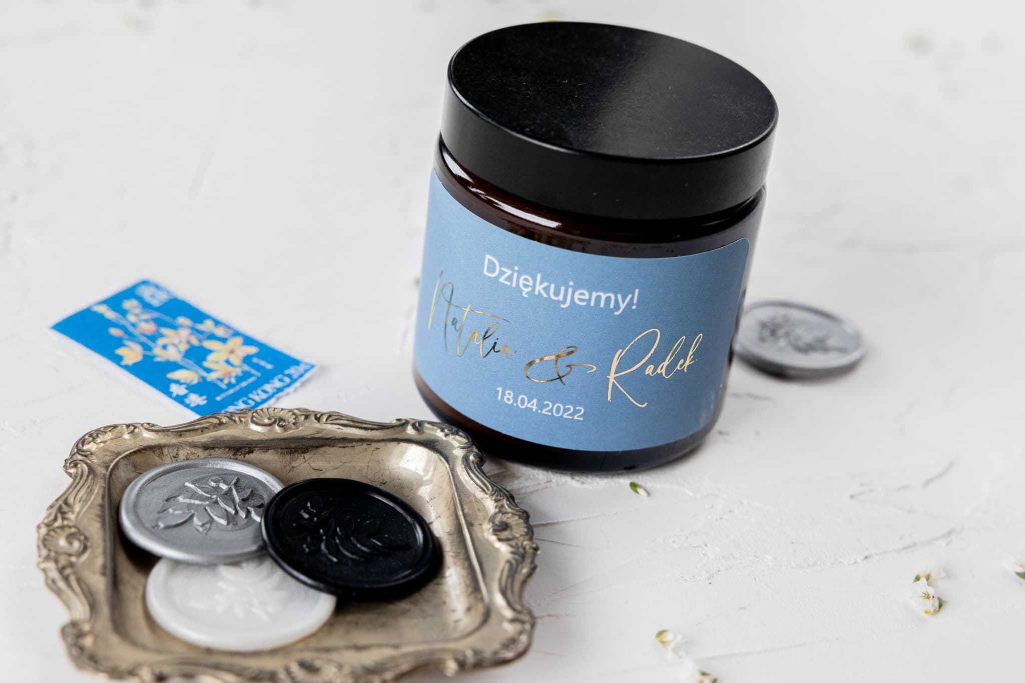 Złocone Świeczki Sojowe Dusty Blue | Eleganckie Podziękowania dla Gości Weselnych | Jaspis nr 4