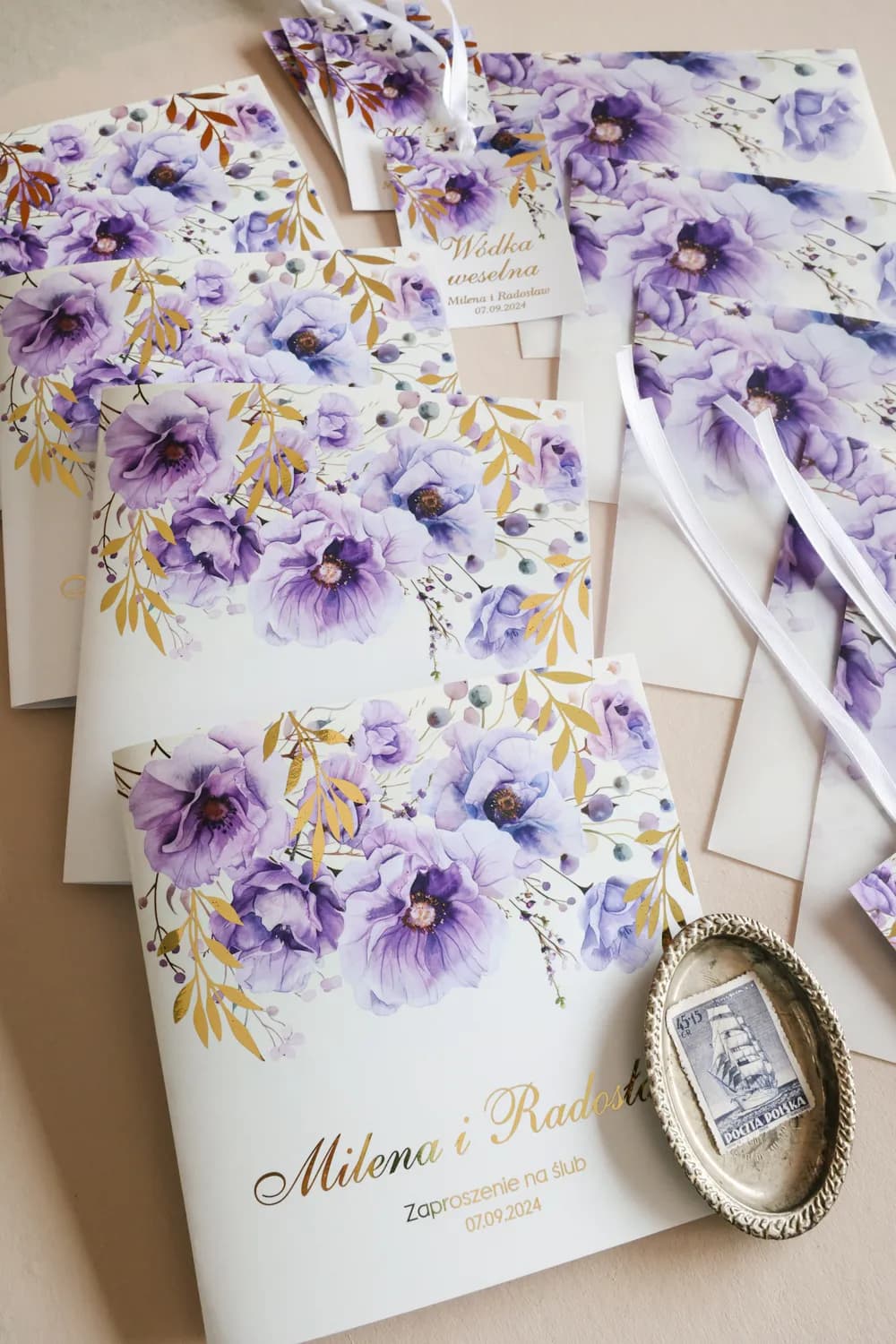 Einladungskarte Rubin Nr. 15 – Glamour-Stil mit violetten Blüten - 3