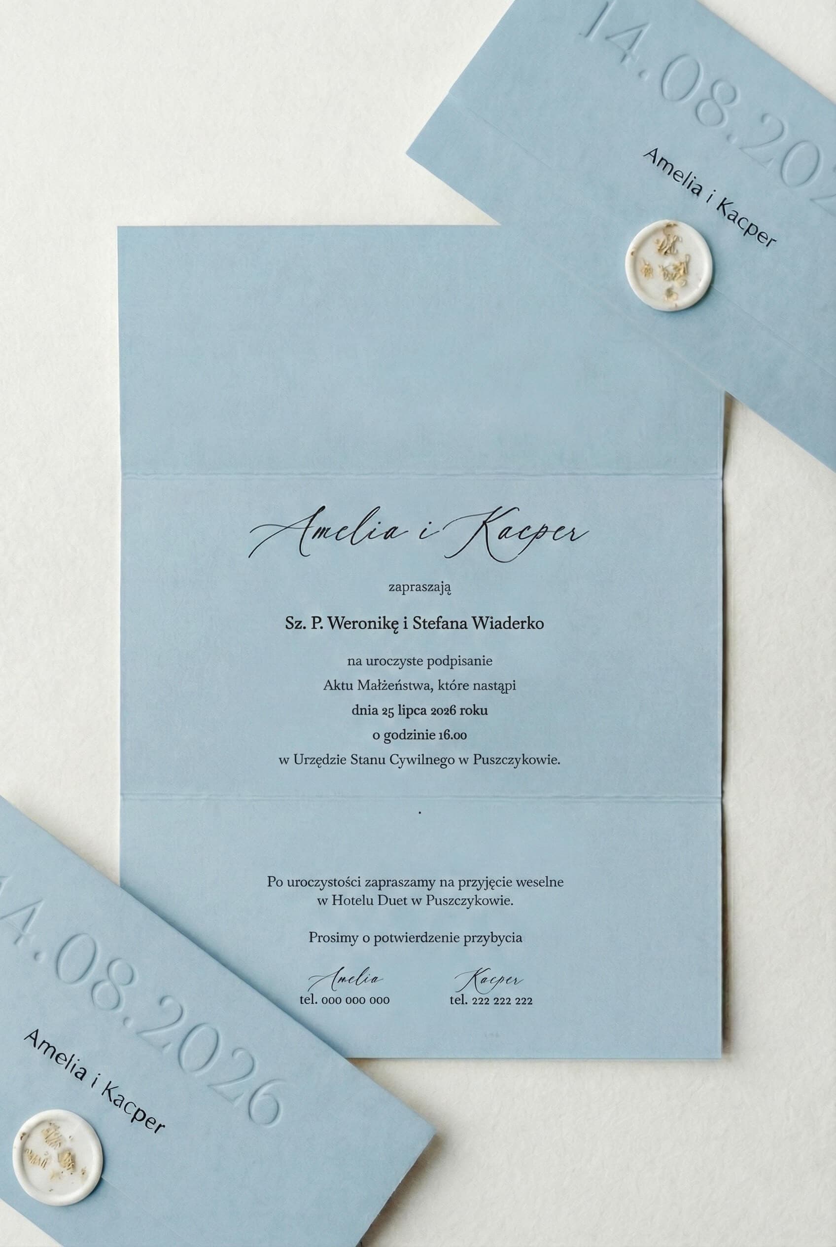 Hochzeitseinladung Gaja Nr. 4 – Minimalistische Karten in Dusty Blue mit Prägung - 2
